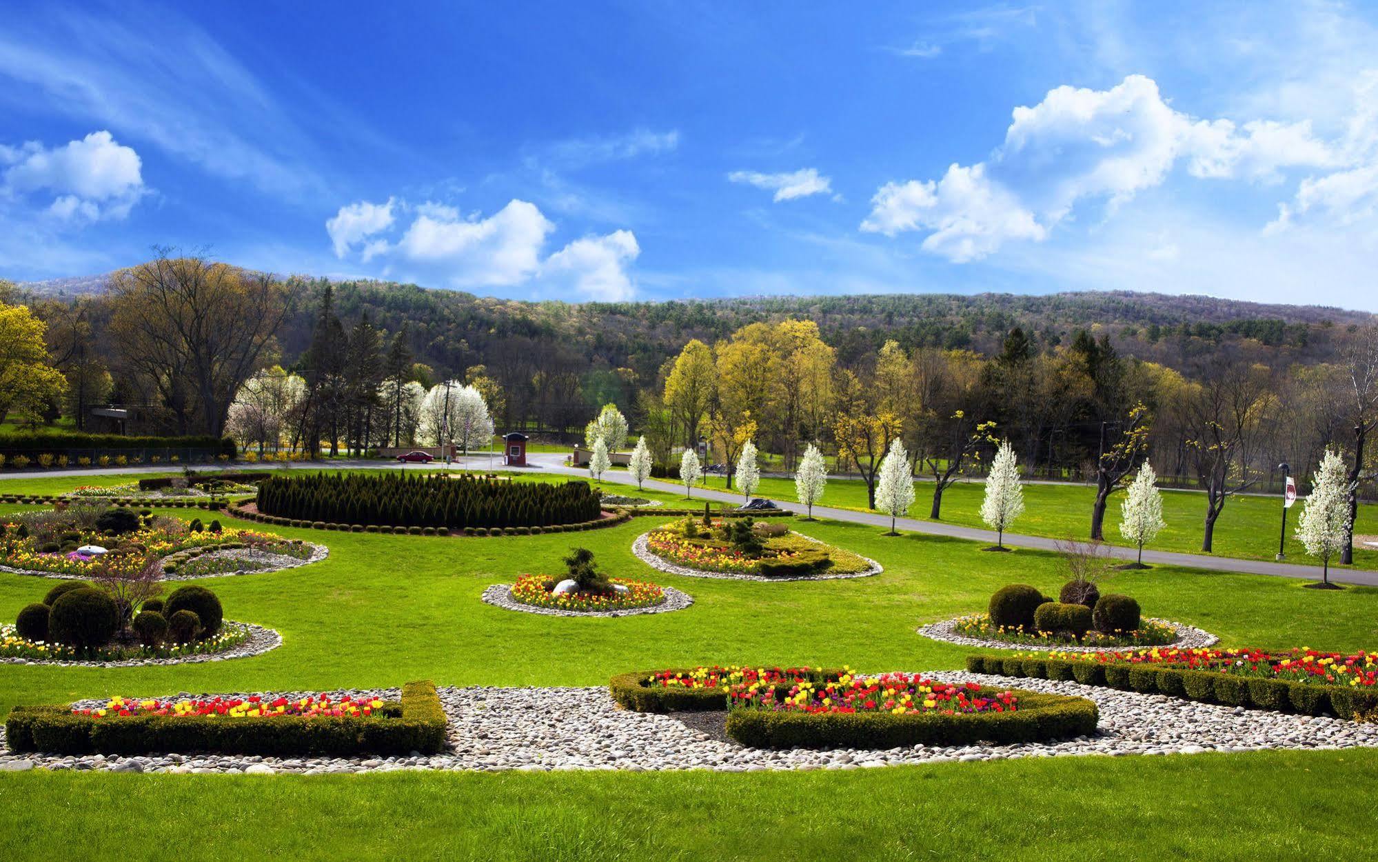 Honors Haven Retreat & Conference Hotel Ellenville Exterior photo